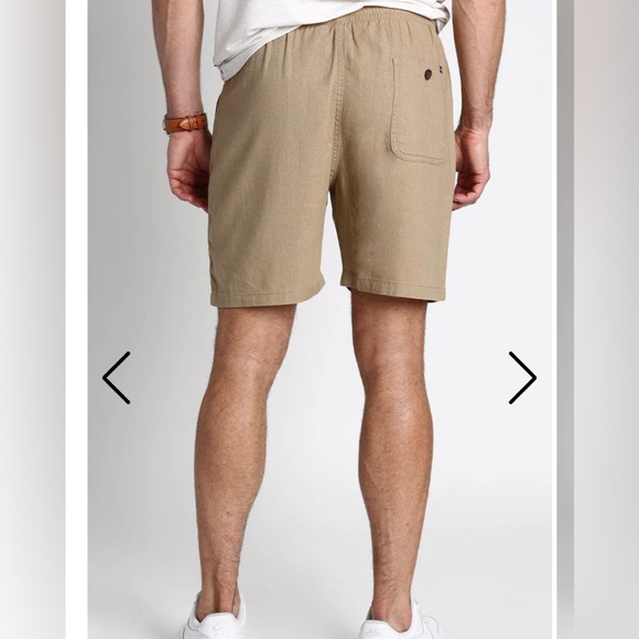 Pull on dock shorts. - Picture 6 of 6